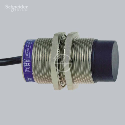Schneider Electric Inductive sensor XS2M30KP340
