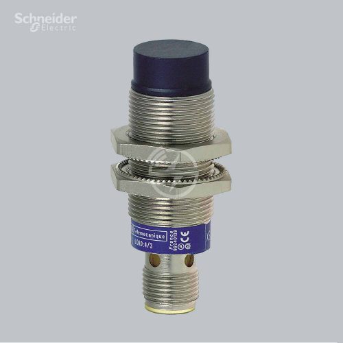 Schneider Electric Inductive sensor XS2N18PC410D